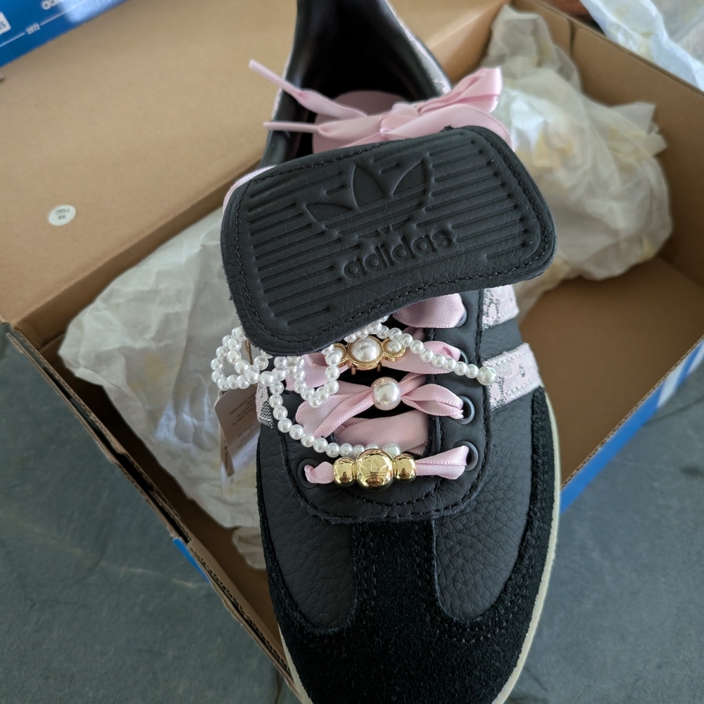 Adidas Samba Women's Sneakers - Black and Pink - Picture 4 of 5